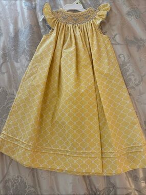 Girls' Yellow Smocked Flutter-Sleeve Dress